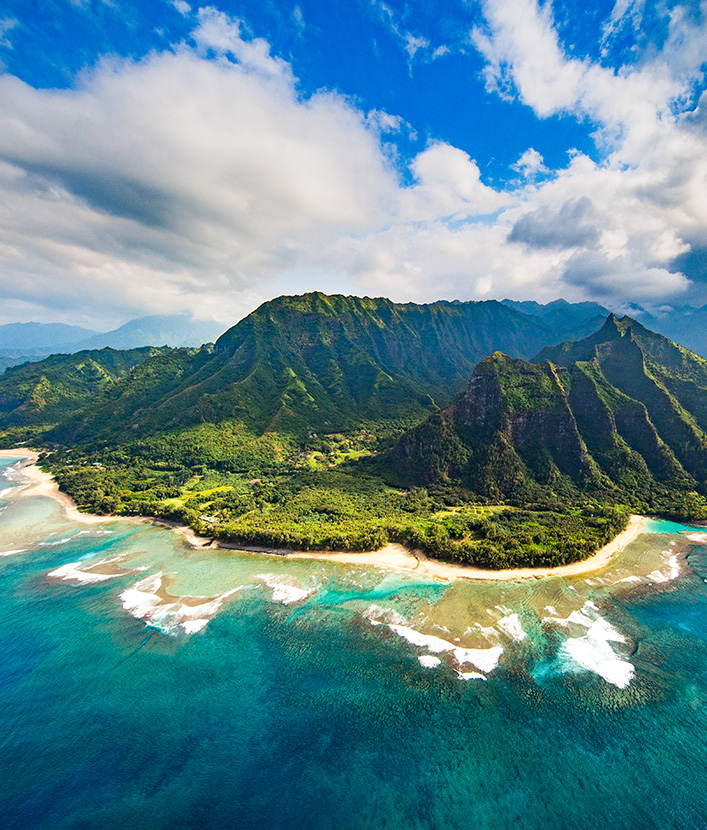 Hãy cùng nhau khám phá Hawaii – một nơi đầy màu sắc và đặc sắc. Chúng tôi tự hào giới thiệu các hướng dẫn du lịch chi tiết để giúp các bạn tìm hiểu những địa điểm nổi tiếng, văn hóa địa phương và nghệ thuật đặc trưng của quê hương với một chuyến đi tuyệt vời nhất.